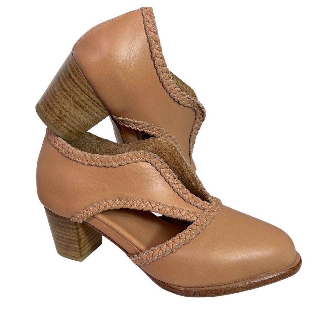 ELF Spirit Walker Leather Booties Handmade Light Tan Size 6M